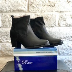*SOLD* NEW White Mountain Grace Booties